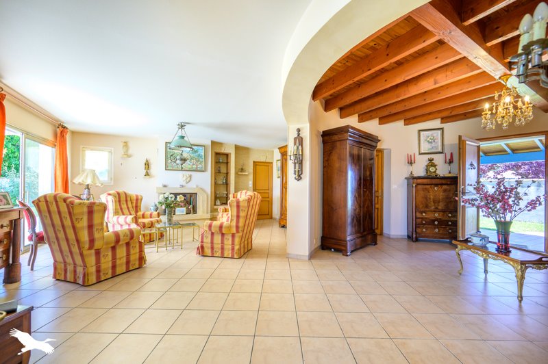 Vente Maison PUILBOREAU - 7 pièces -172 m² - (17138)