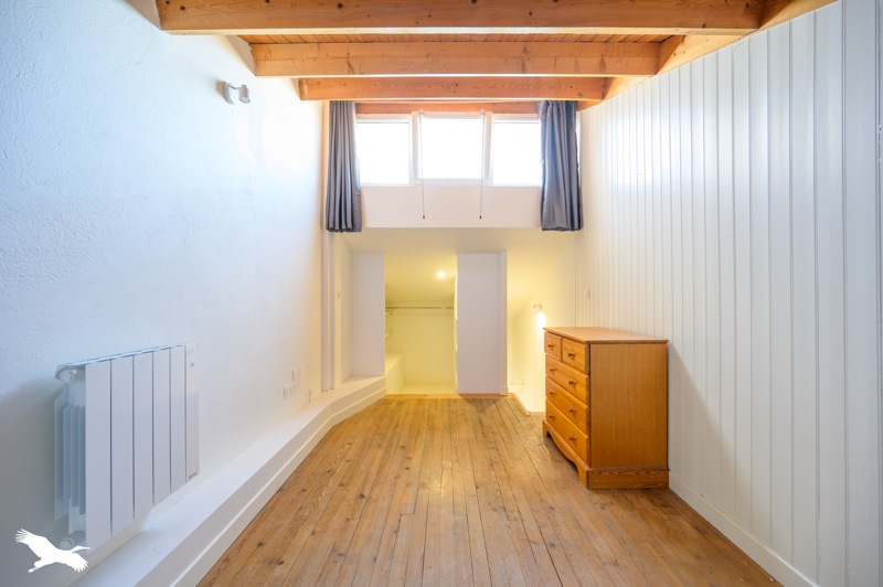 Vente Maison PUILBOREAU - 8 pièces -155 m² - (17138)