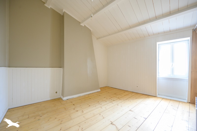 Vente Maison STE SOULLE - 5 pièces -102 m² - (17220)