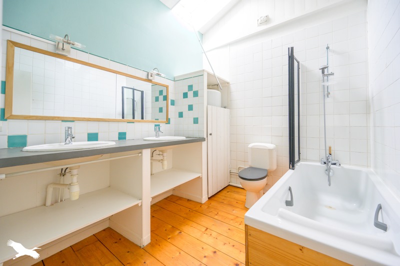 Vente Maison STE SOULLE - 5 pièces -102 m² - (17220)