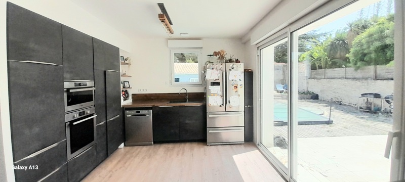 Vente Maison ST XANDRE - 6 pièces -192 m² - (17138)