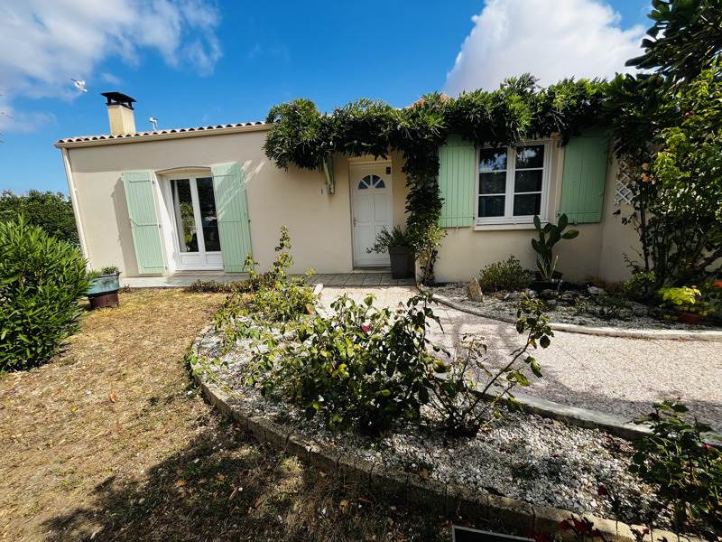 Maison 6 pièces 112 m² · à Sainte-Soulle · 112 m² · 369 600 €