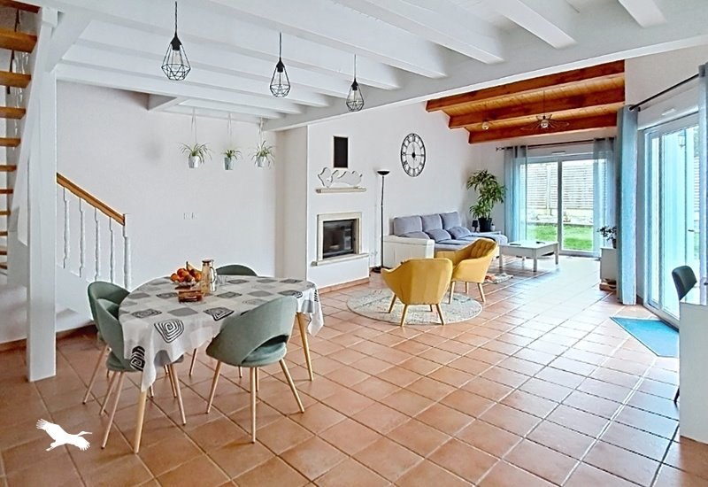 Vente Maison PUILBOREAU - 6 pièces -142 m² - (17138)