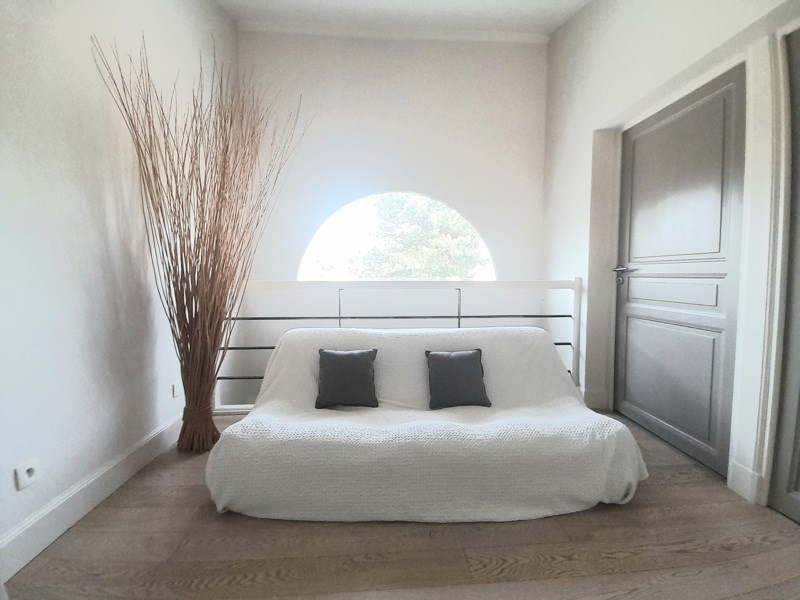 Vente Maison PUILBOREAU - 8 pièces -160 m² - (17138)