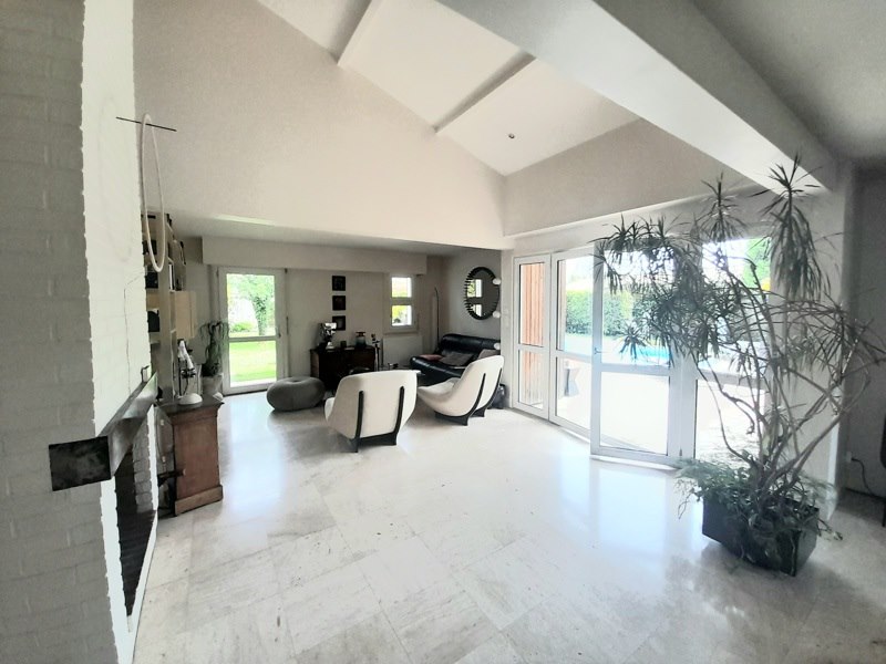 Vente Maison PUILBOREAU - 8 pièces -160 m² - (17138)