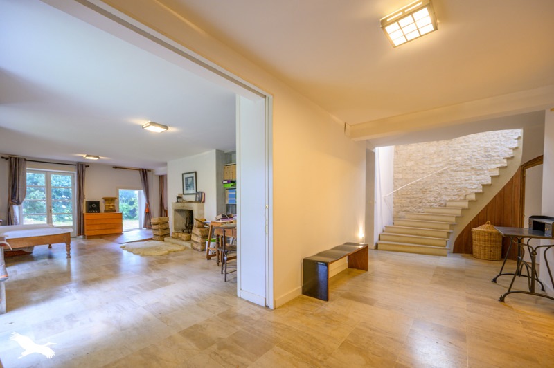 Vente Maison L HOUMEAU - 8 pièces -289 m² - (17137)