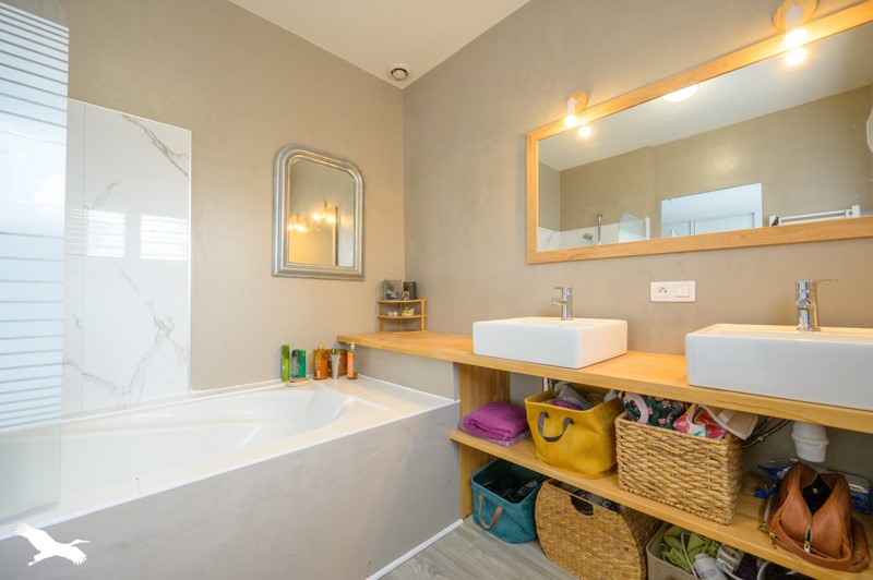 Vente Maison DOMPIERRE SUR MER - 8 pièces -150 m² - (17139)