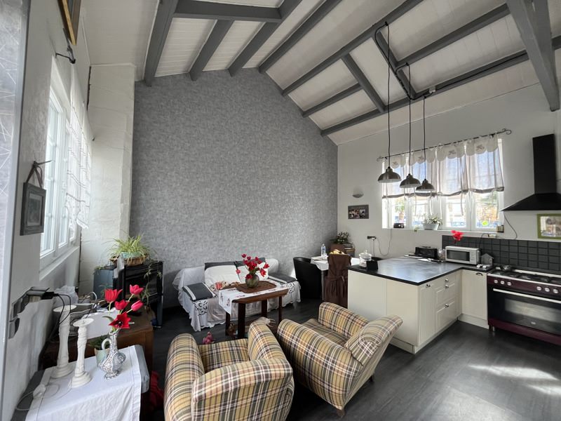 Vente Maison ST DENIS D OLERON - 6 pièces -240 m² - (17650)