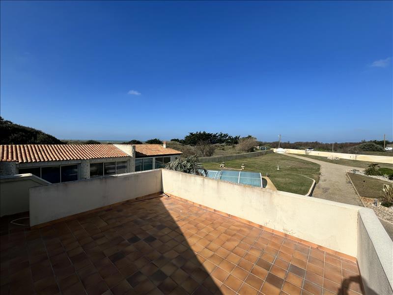 Vente Maison ST GEORGES D OLERON - 8 pièces -194 m² - (17190)