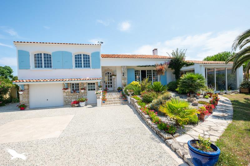 Vente Maison ST DENIS D OLERON - 5 pièces -179 m² - (17650)