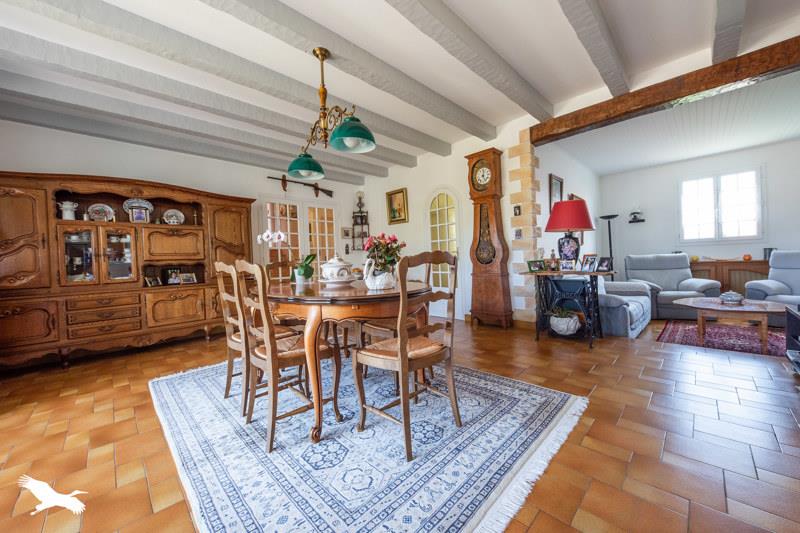Vente Maison ST DENIS D OLERON - 5 pièces -179 m² - (17650)