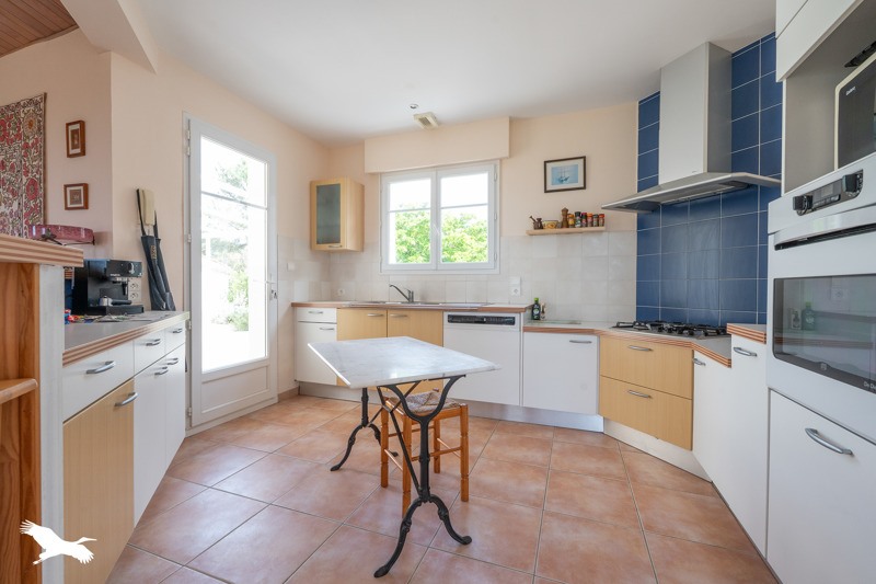 Vente Maison ST GEORGES D OLERON - 6 pièces -168 m² - (17190)