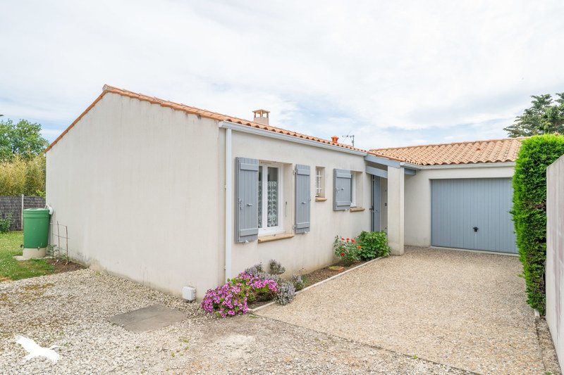 Vente Maison LA BREE LES BAINS - 4 pièces -69 m² - (17840)