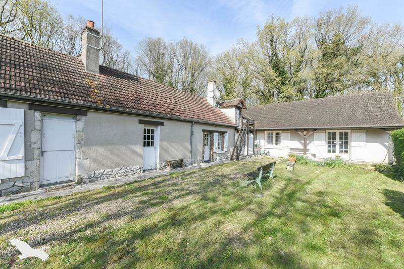 Vente Maison VEUZAIN SUR LOIRE - 8 pièces -157 m² - (41150)