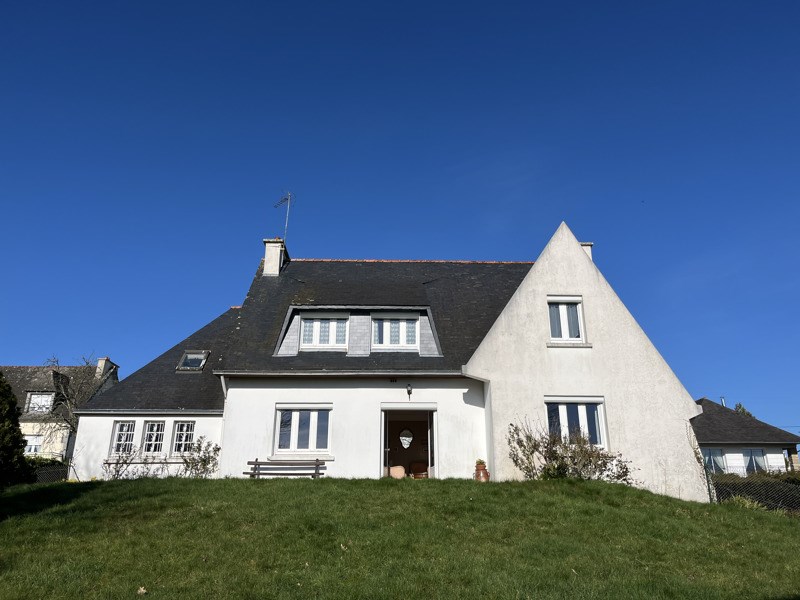 Vente Maison CHATEAUNEUF DU FAOU - 7 pièces -154 m² - (29520)
