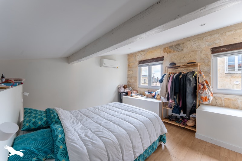 Vente Appartement BORDEAUX - 3 pièces -63 m² - (33300)
