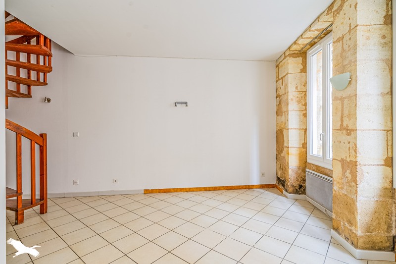 Vente Appartement BORDEAUX - 2 pièces -40 m² - (33300)