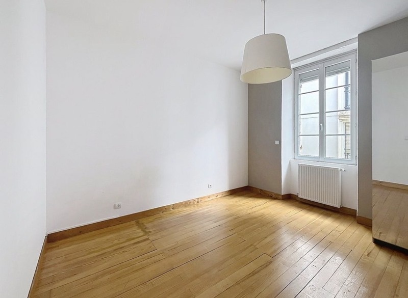 Vente Appartement BORDEAUX - 3 pièces -81 m² - (33300)