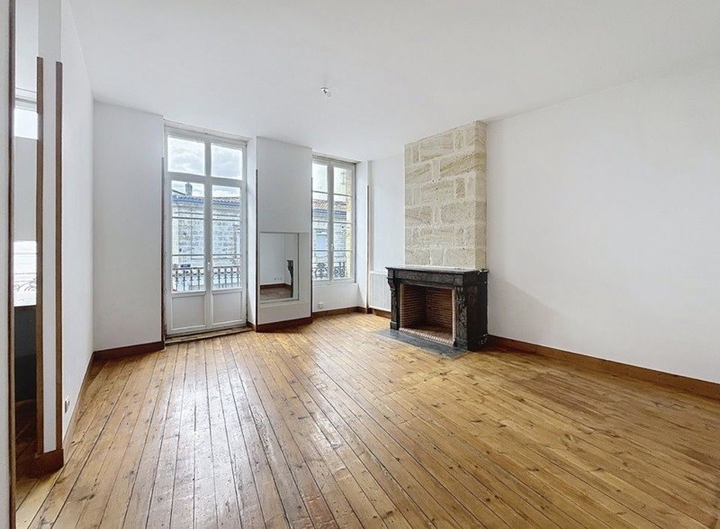 Vente Appartement BORDEAUX - 3 pièces -81 m² - (33300)