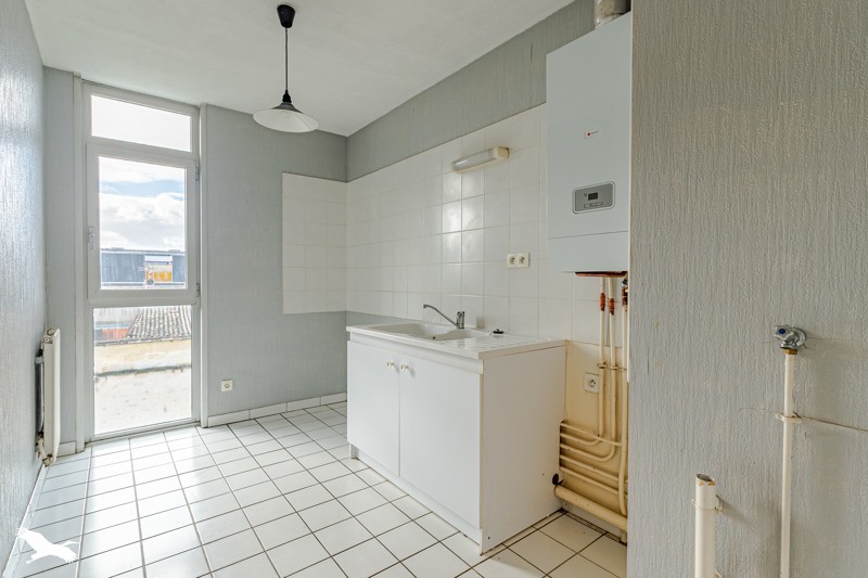 Vente Appartement BORDEAUX - 2 pièces -49 m² - (33300)