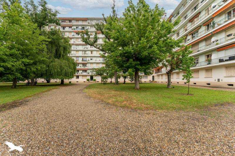 Vente Appartement BORDEAUX - 5 pièces -81 m² - (33300)