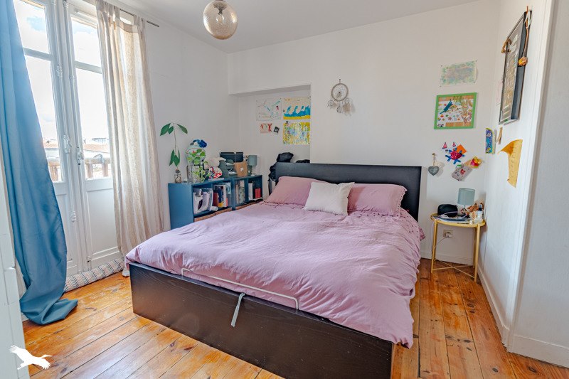 Vente Appartement BORDEAUX - 3 pièces -84 m² - (33300)