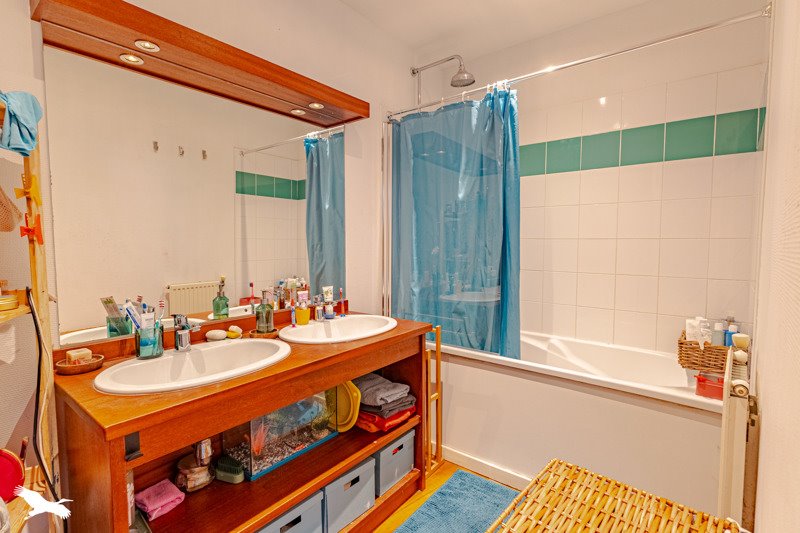 Vente Appartement BORDEAUX - 3 pièces -84 m² - (33300)