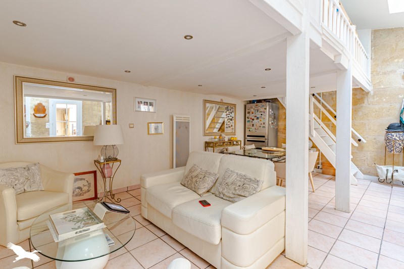 Vente Appartement BORDEAUX - 2 pièces -40 m² - (33000)
