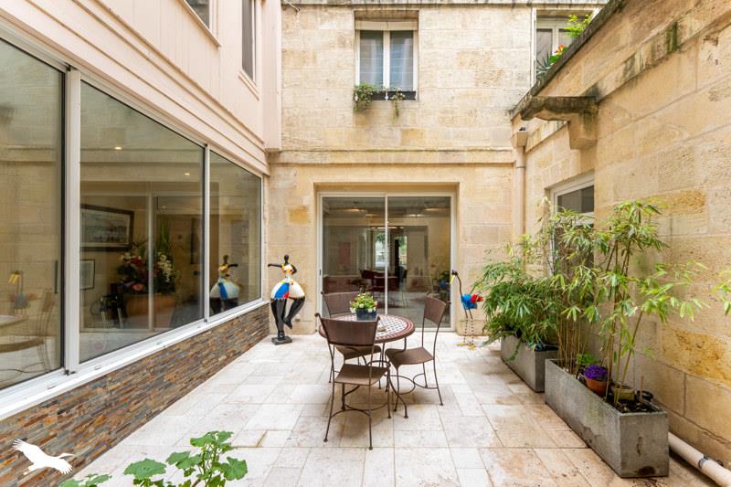 Vente Appartement BORDEAUX - 4 pièces -147 m² - (33300)