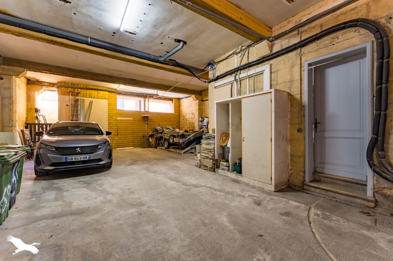 Vente Maison BORDEAUX - 7 pièces -196 m² - (33300)