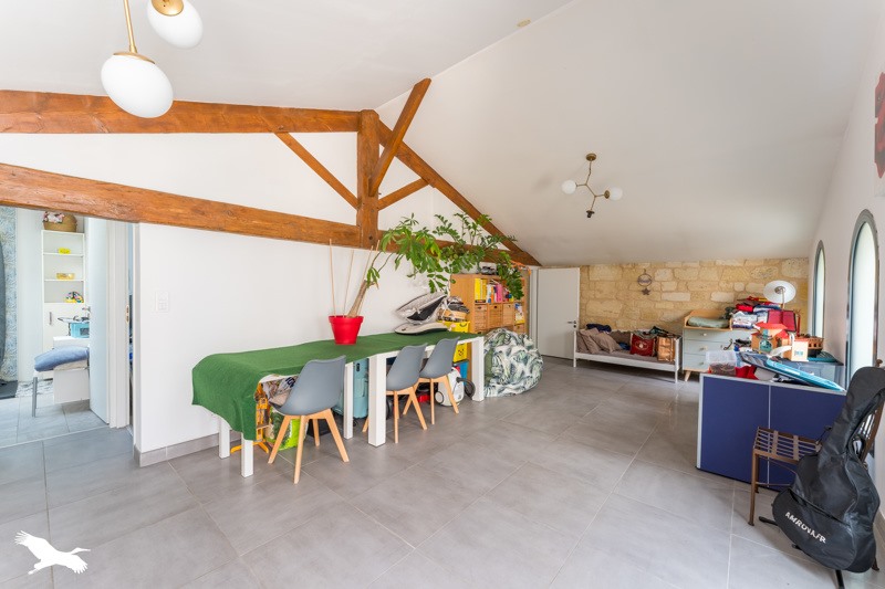 Vente Maison BORDEAUX - 7 pièces -196 m² - (33300)