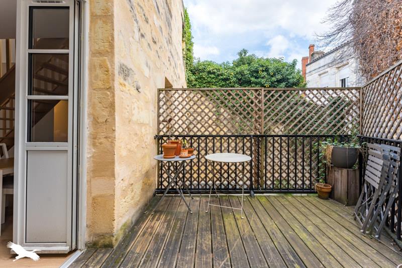 Vente Appartement BORDEAUX - 3 pièces -67 m² - (33000)