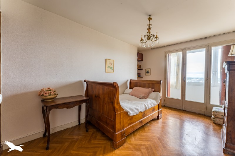 Vente Appartement BORDEAUX - 2 pièces -54 m² - (33300)