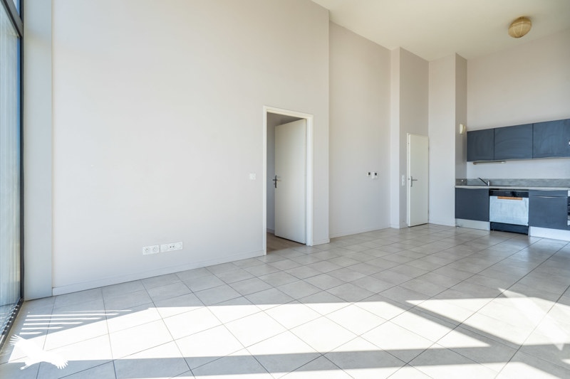 Vente Appartement BORDEAUX - 4 pièces -74 m² - (33300)