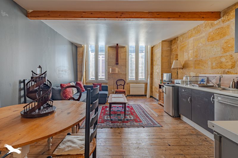 Vente Appartement BORDEAUX - 2 pièces -44 m² - (33000)