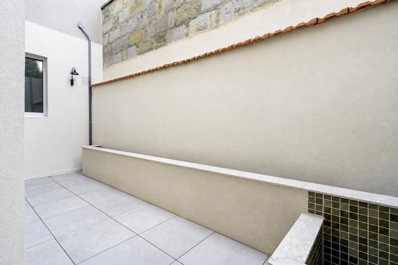 Vente Appartement BORDEAUX - 2 pièces -47 m² - (33300)