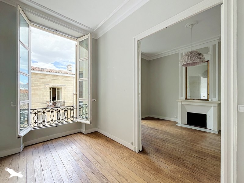 Vente Appartement Bordeaux 33300 4 pièces - 129 m²