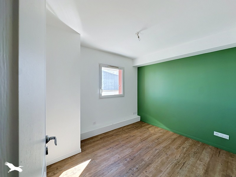 Vente Appartement Bordeaux - 4 pièces -89 m² - (33300)