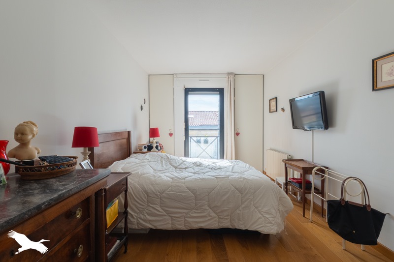 Vente Appartement Bordeaux - 4 pièces -97 m² - (33300)