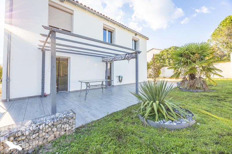 Vente Maison CHAURAY - 6 pièces -142 m² - (79180)