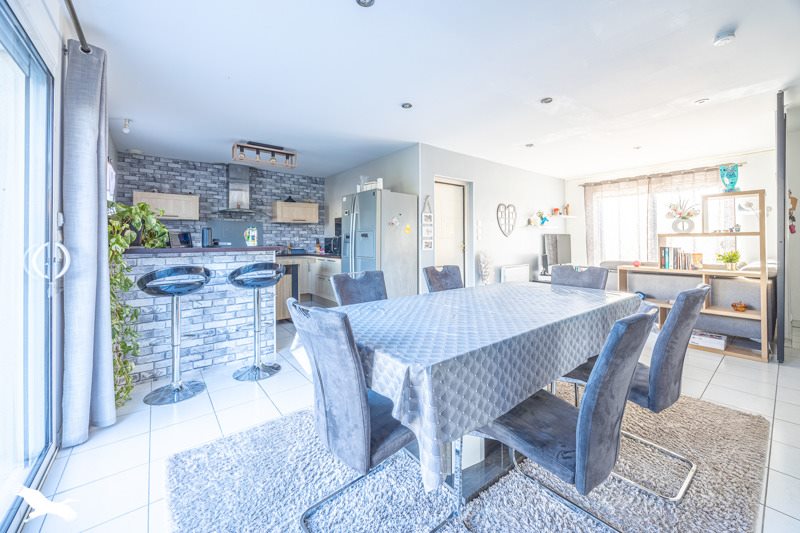 Vente Maison CHAURAY - 6 pièces -105 m² - (79180)