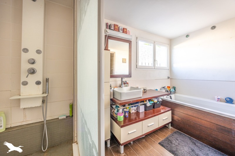 Vente Maison ECHIRE - 5 pièces -160 m² - (79410)