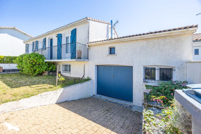 Vente Maison ECHIRE - 5 pièces -160 m² - (79410)