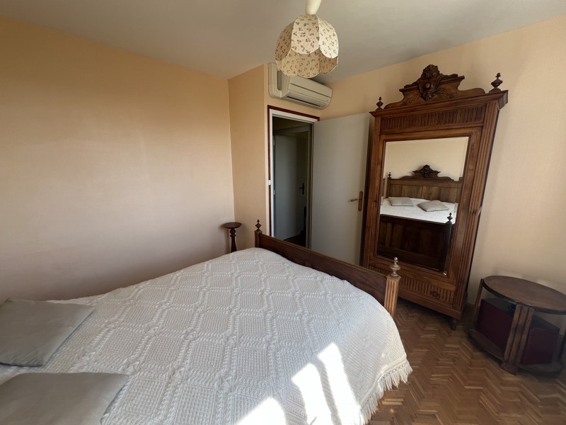 Vente Maison CHAMPDENIERS - 6 pièces -135 m² - (79220)