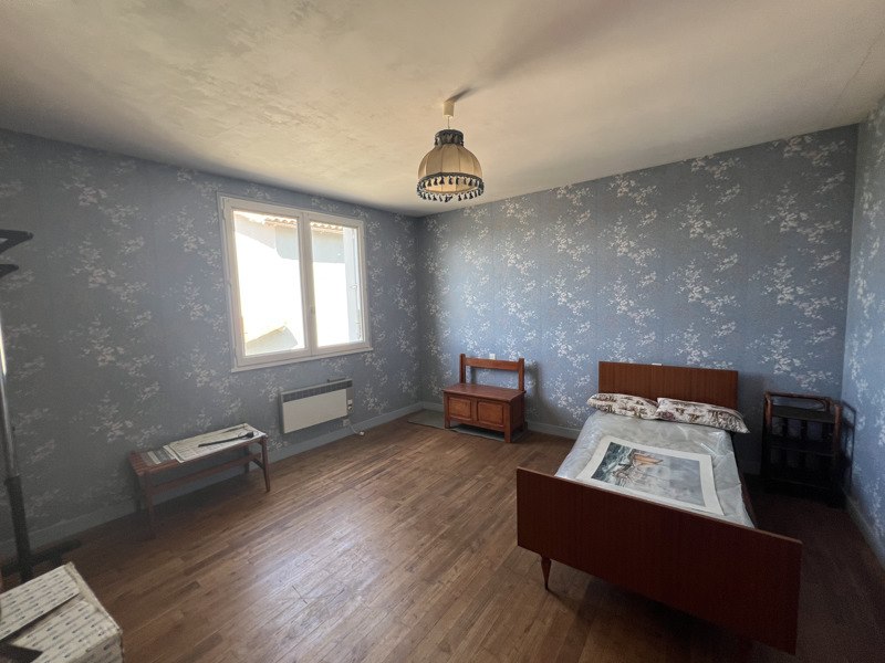 Vente Maison CHAMPDENIERS - 6 pièces -135 m² - (79220)