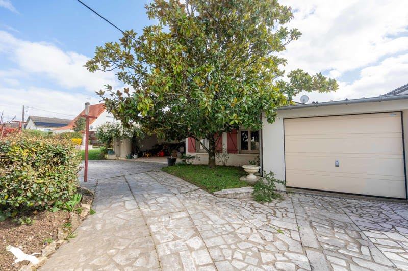 Vente Maison ST FLORENT SUR CHER - 5 pièces -165 m² - (18400)