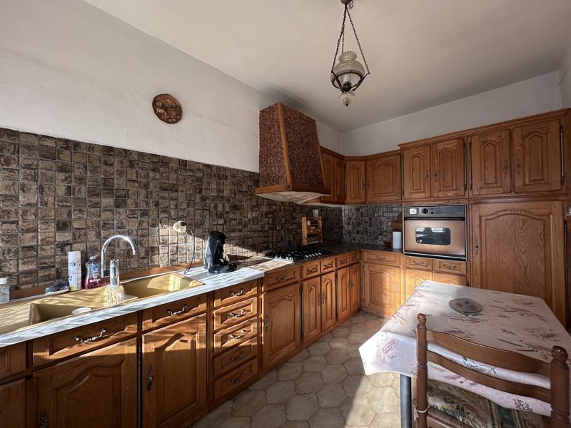 Vente Maison CORQUOY - 6 pièces -94 m² - (18190)
