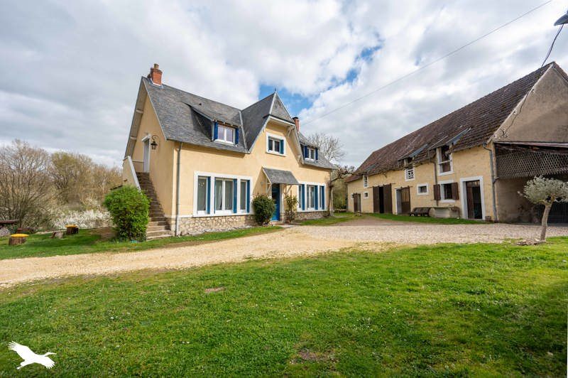 Vente Maison ST FLORENT SUR CHER - 7 pièces -172 m² - (18400)