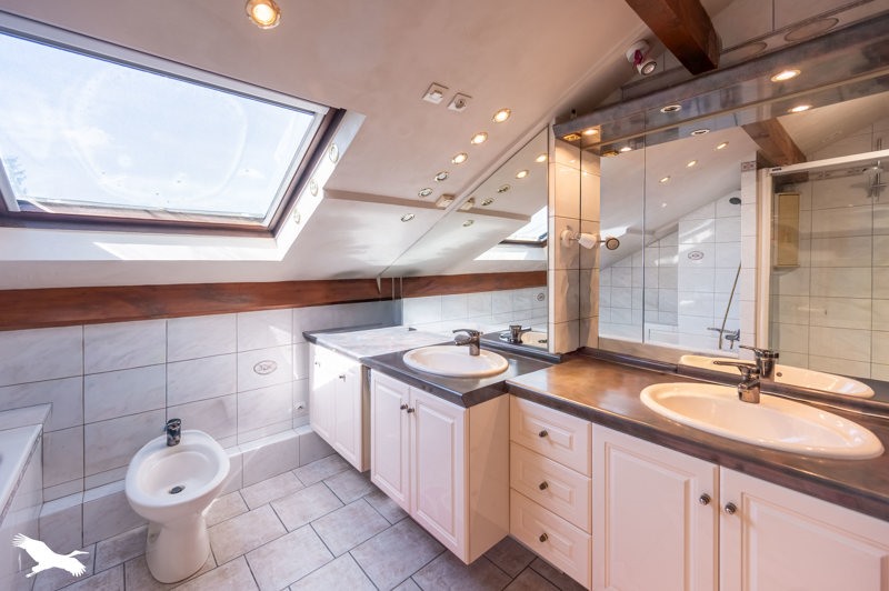 Vente Maison LUNERY - 5 pièces -131 m² - (18400)
