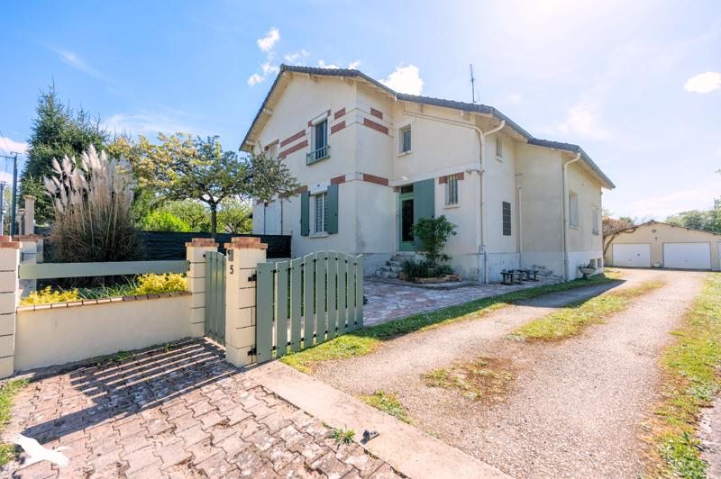 Vente Maison LUNERY - 5 pièces -131 m² - (18400)